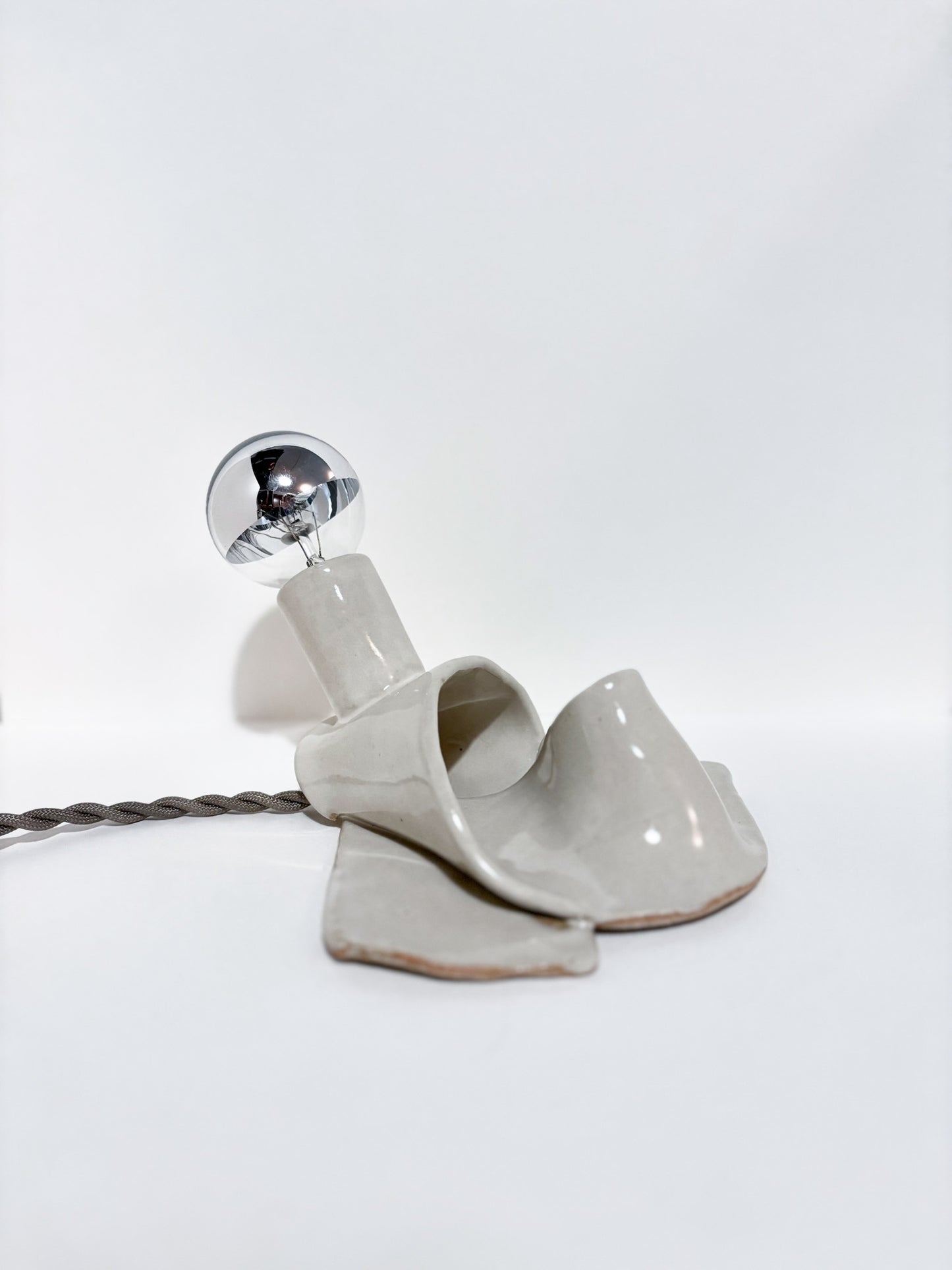 Small Flop Lamp in Putty