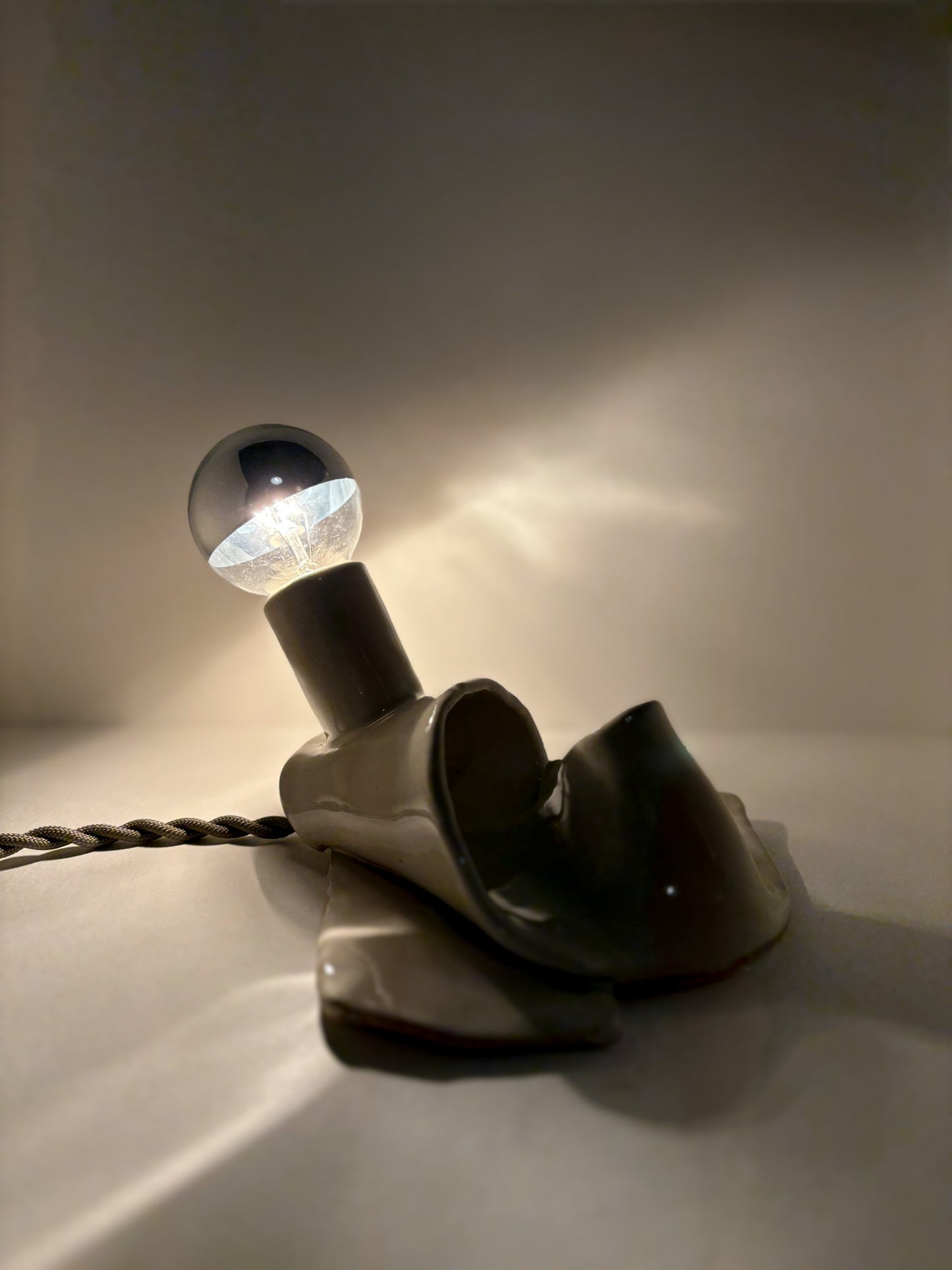 Small Flop Lamp in Putty