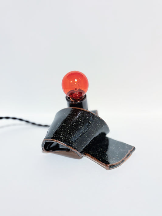 Small Flop Lamp in Speckled Black